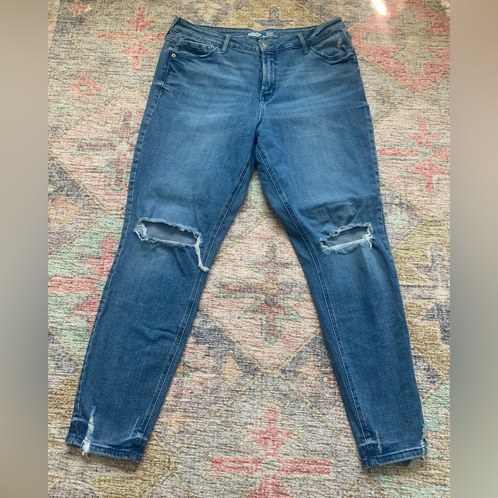 Old Navy Rockstar Super Skinny